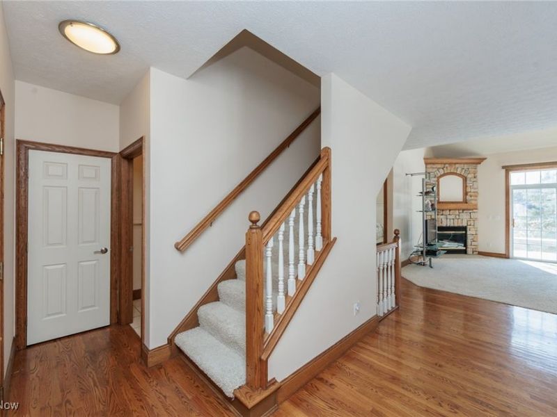 6 Preserve Drive, Willoughby, OH 44094 Photo 8