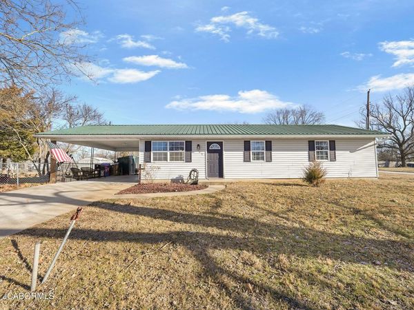 109 E ELM STREET, Clarksburg, MO 65025