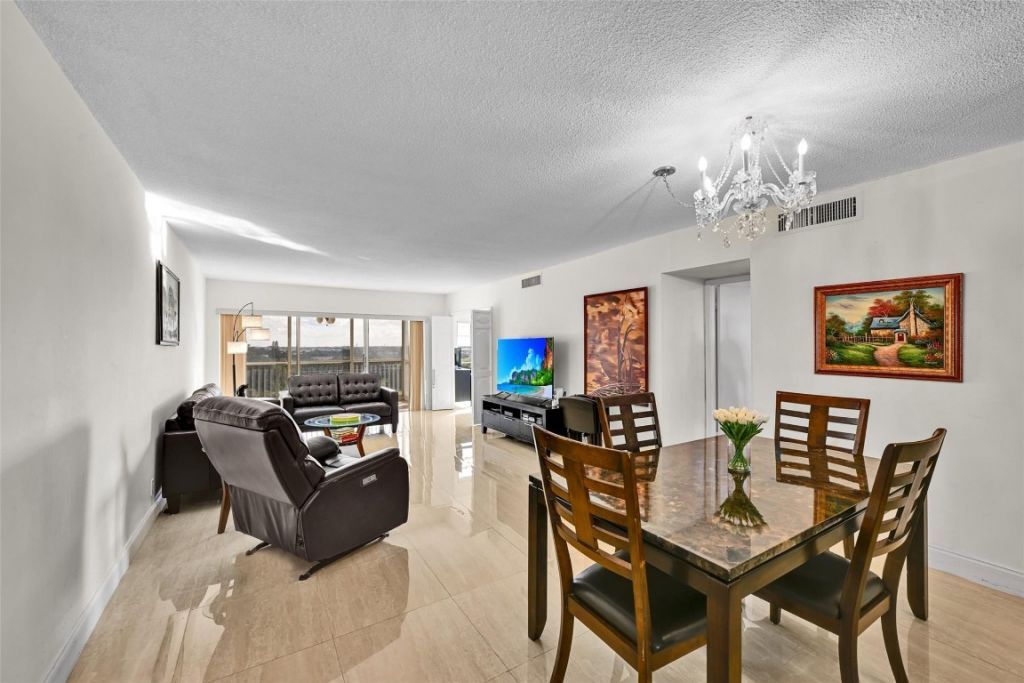 3050 N Palm Aire Drive, Unit 909, Pompano Beach, FL 33069 Photo