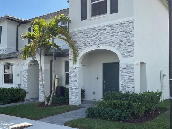 29224 SW 162nd Ct, Homestead, FL 33033