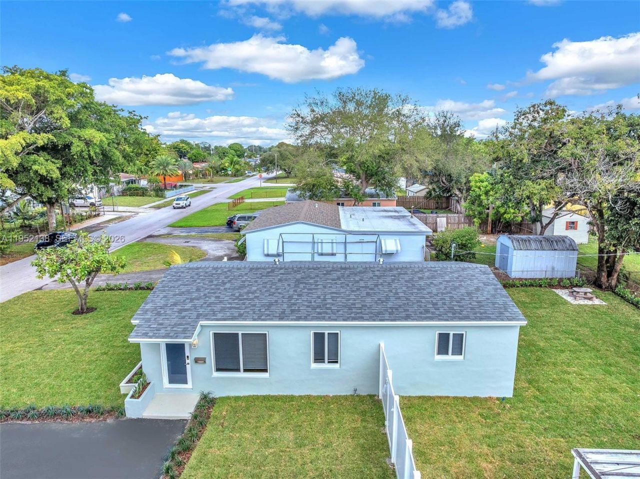 1401 N 70th Ter, Hollywood, FL 33024 Photo