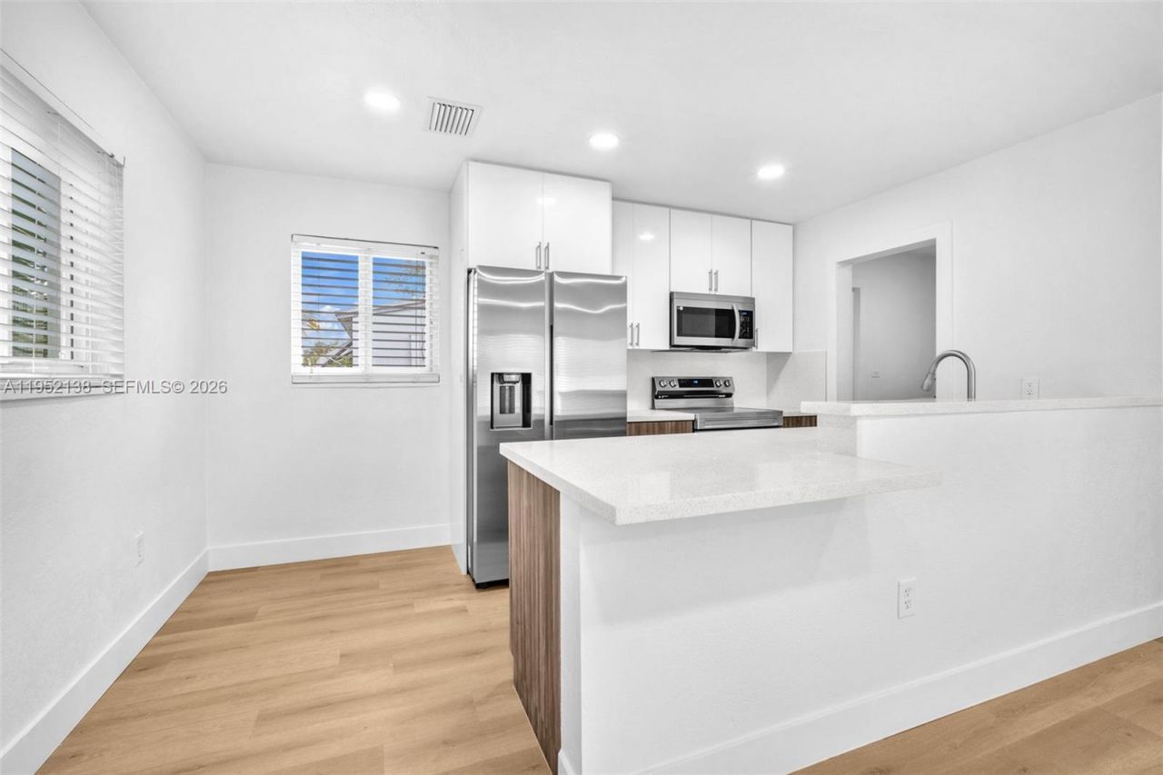 1401 N 70th Ter, Hollywood, FL 33024 Photo