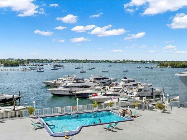 7904 West Dr, Unit 101, North Bay Village, FL 33141