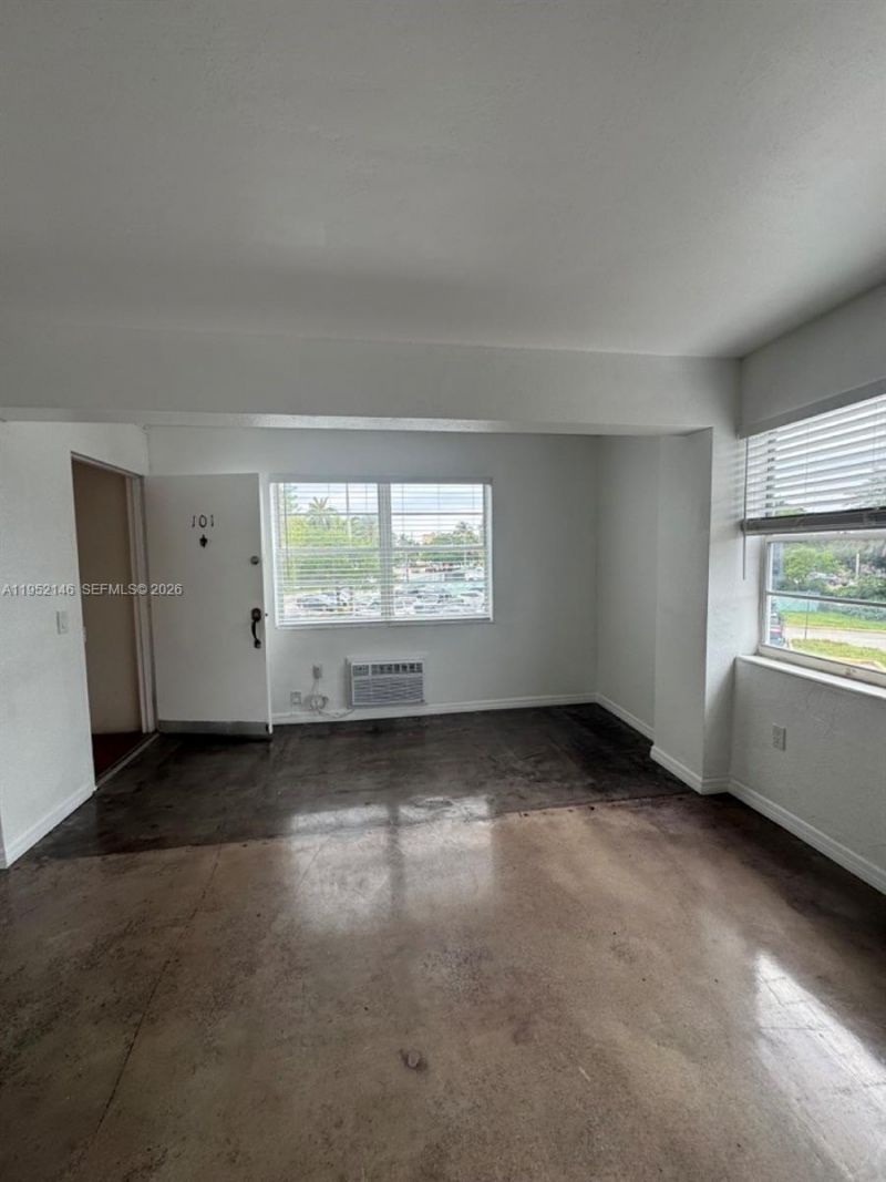 7904 West Dr, Unit 101, North Bay Village, FL 33141 Photo