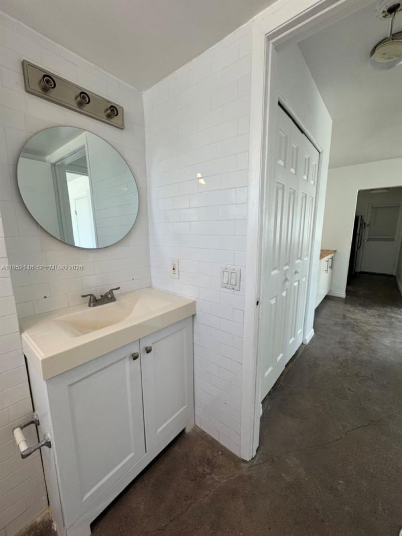 7904 West Dr, Unit 101, North Bay Village, FL 33141 Photo