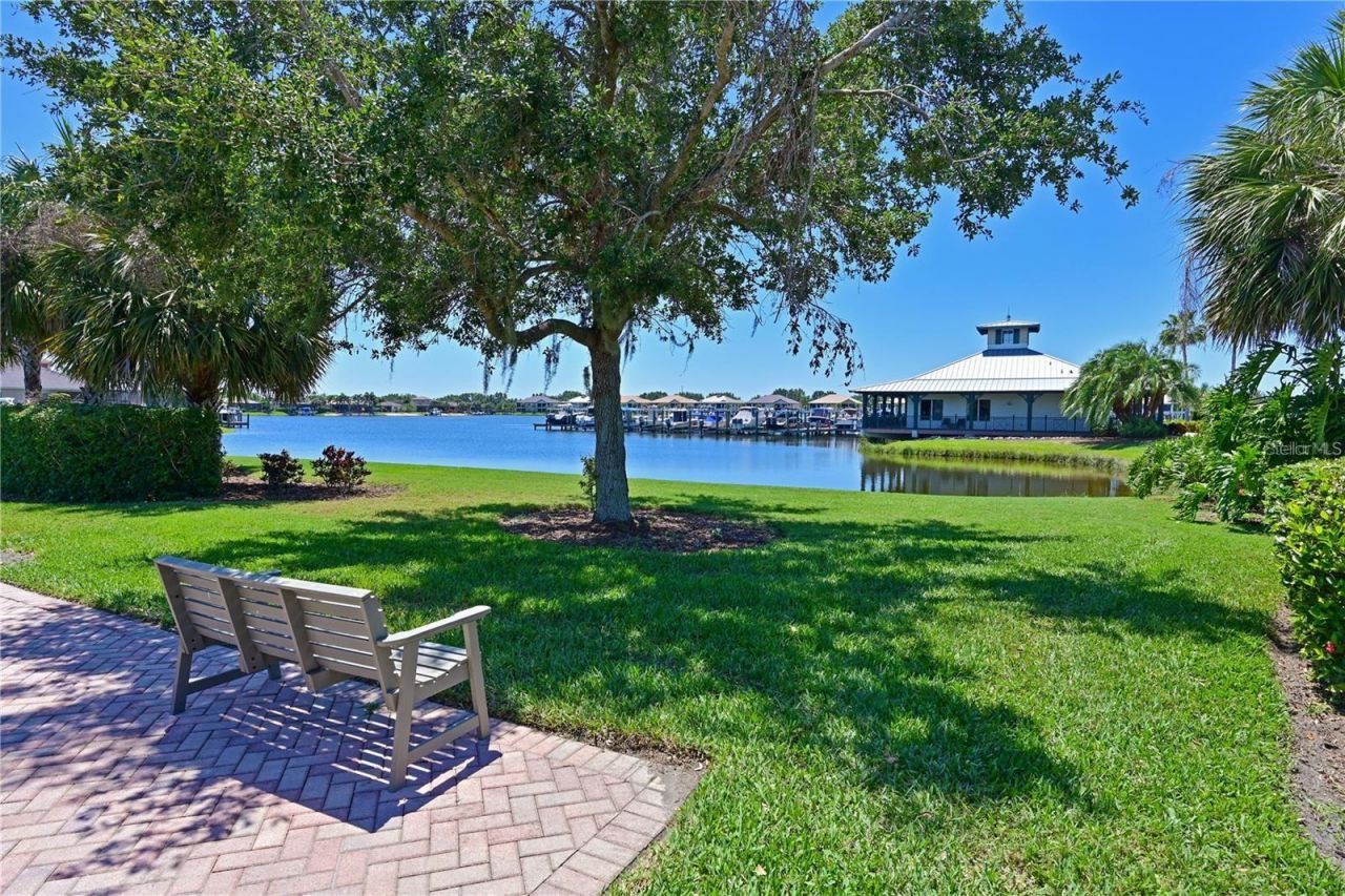 907 Tidewater Shores Loop, Unit 411, Bradenton, FL 34208 Photo