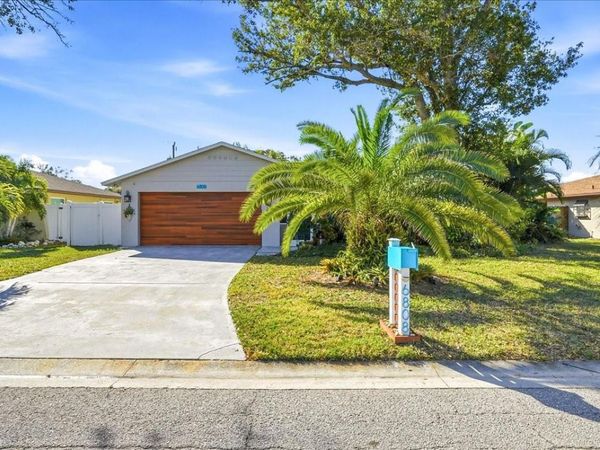 6808 FRIENDSHIP DRIVE, SARASOTA, FL 34241