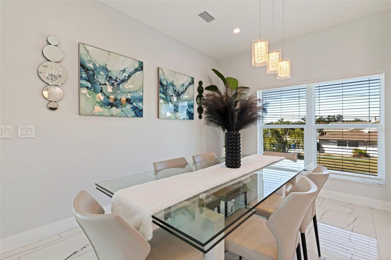 6062 Bayou Grande Boulevard Ne, Saint Petersburg, FL 33703 Photo