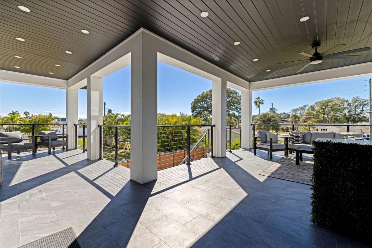 6062 Bayou Grande Boulevard Ne, Saint Petersburg, FL 33703 Photo