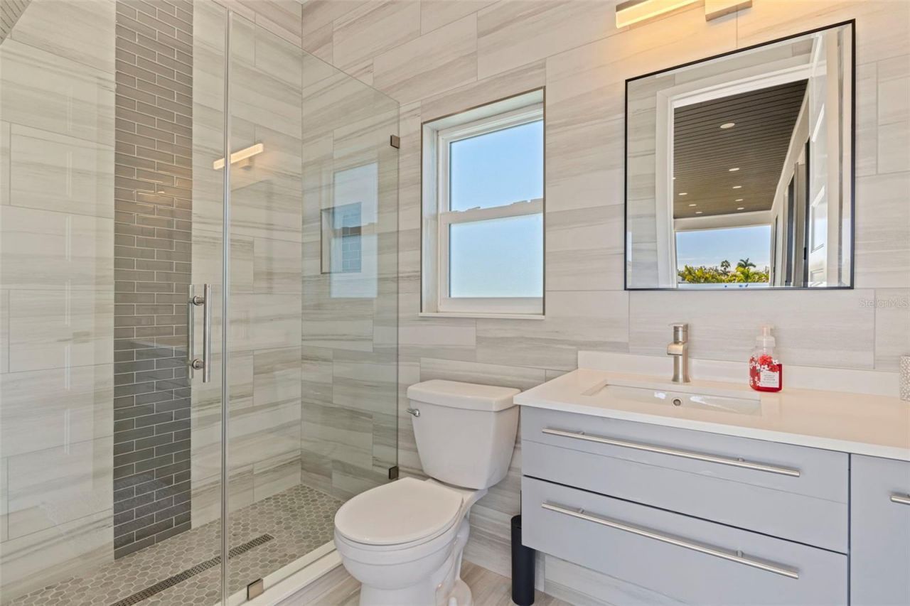 6062 Bayou Grande Boulevard Ne, Saint Petersburg, FL 33703 Photo