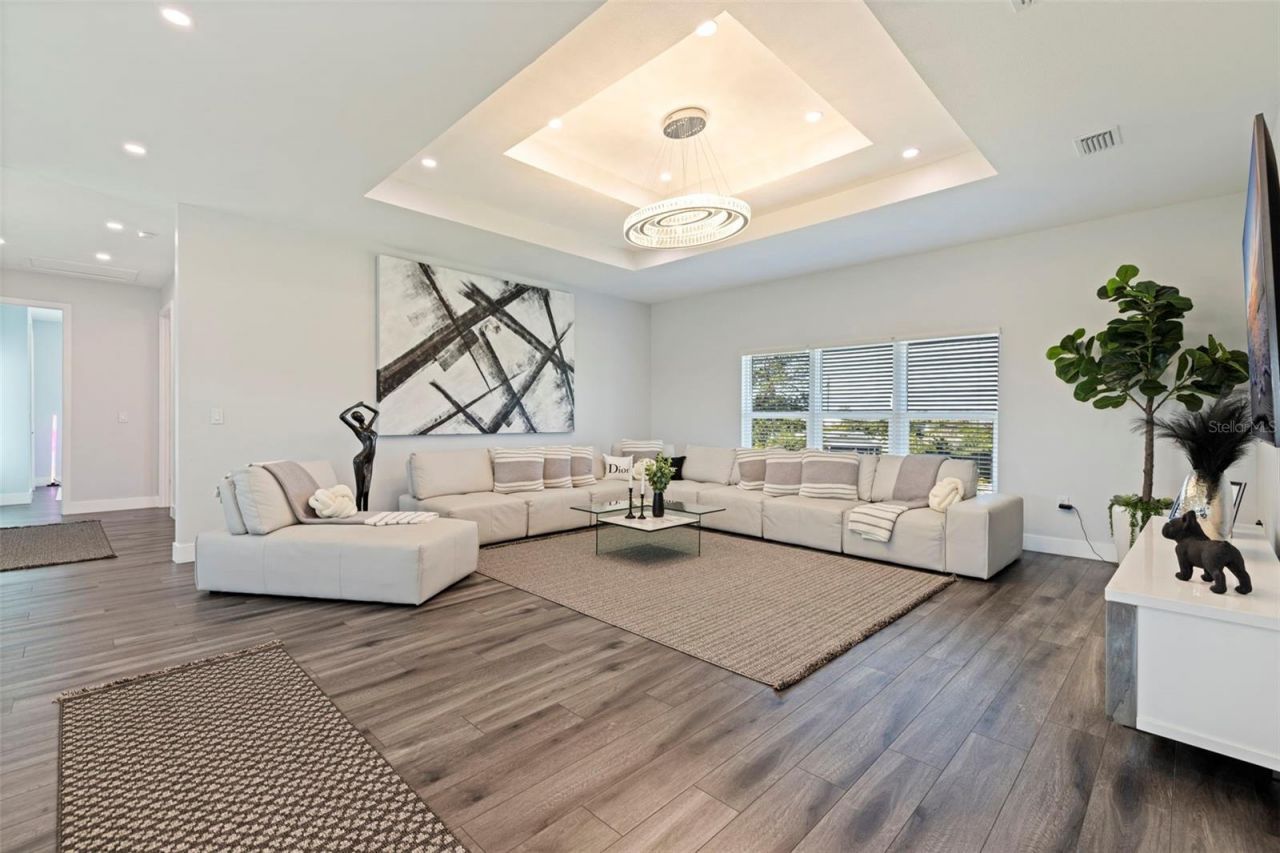 6062 Bayou Grande Boulevard Ne, Saint Petersburg, FL 33703 Photo