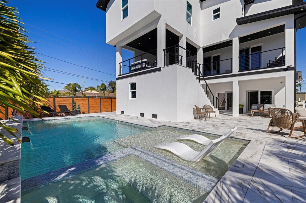 6062 Bayou Grande Boulevard Ne, Saint Petersburg, FL 33703 Photo