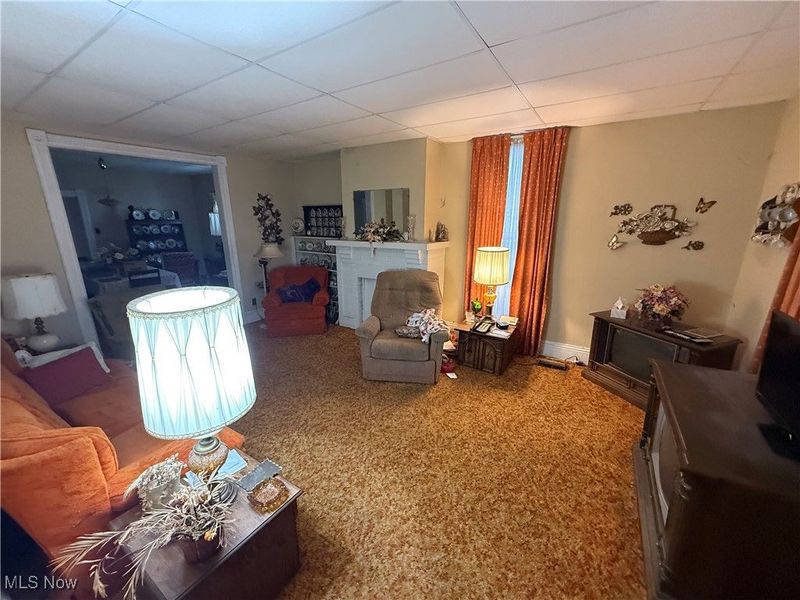 507 W 3rd Street, Uhrichsville, OH 44683 Photo 4