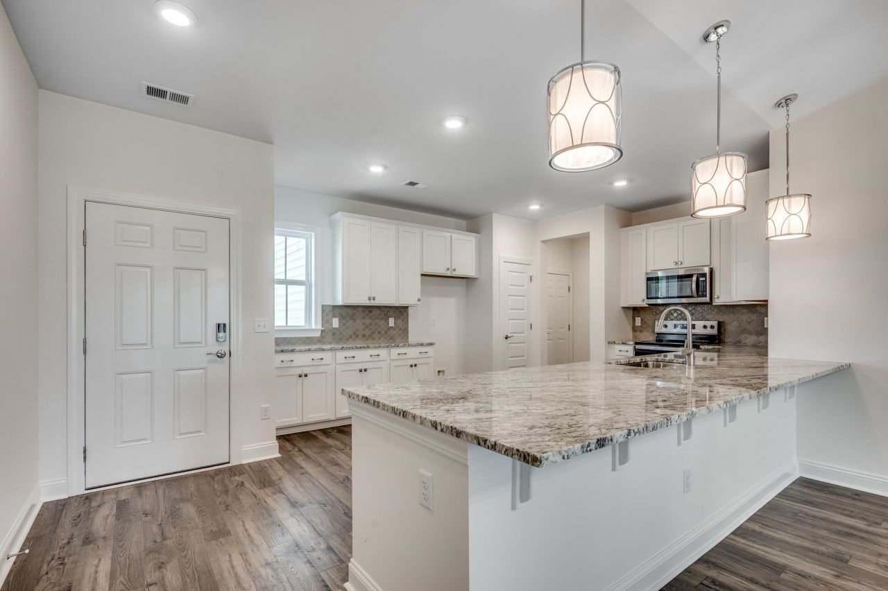 900 Inlet Keys St. Photo 2