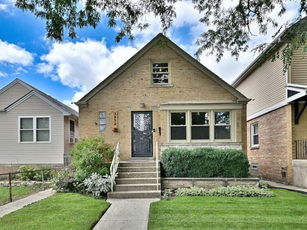 3952 N Oleander Avenue, Chicago, IL 60634