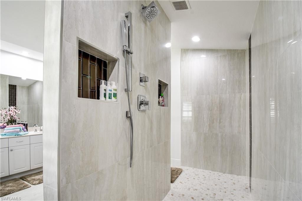 2201 SE 17th Pl, Cape Coral, FL 33990 Photo