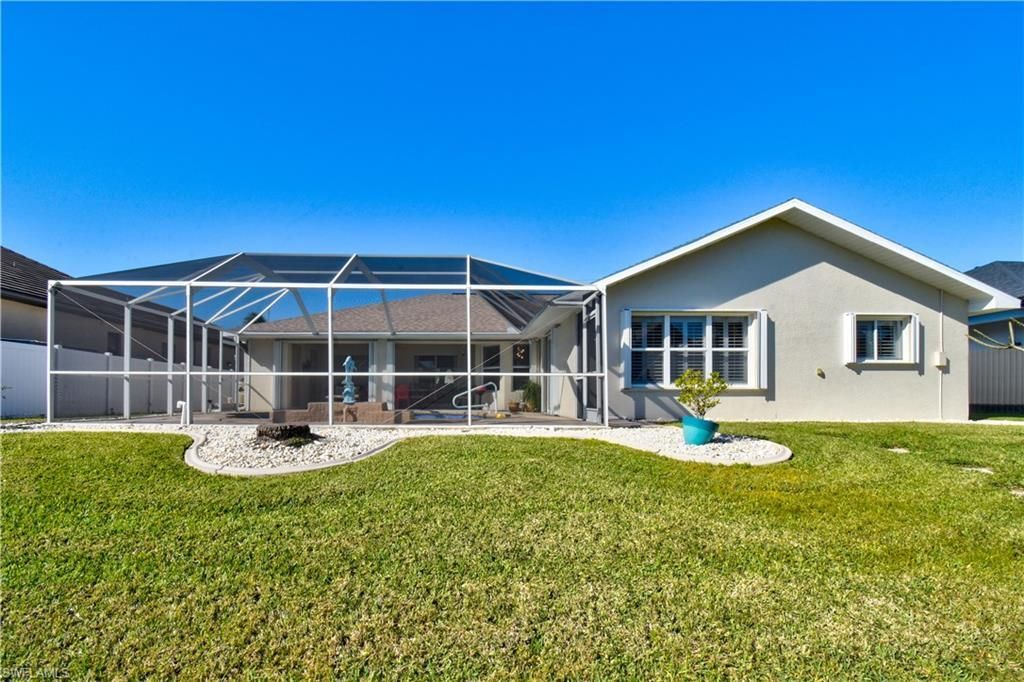 2201 SE 17th Pl, Cape Coral, FL 33990 Photo