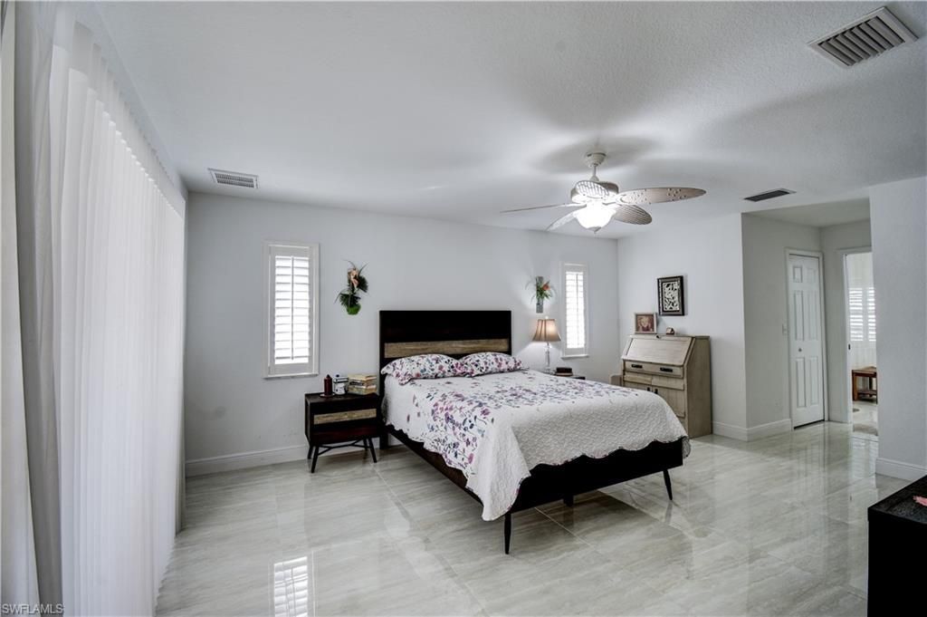 2201 SE 17th Pl, Cape Coral, FL 33990 Photo