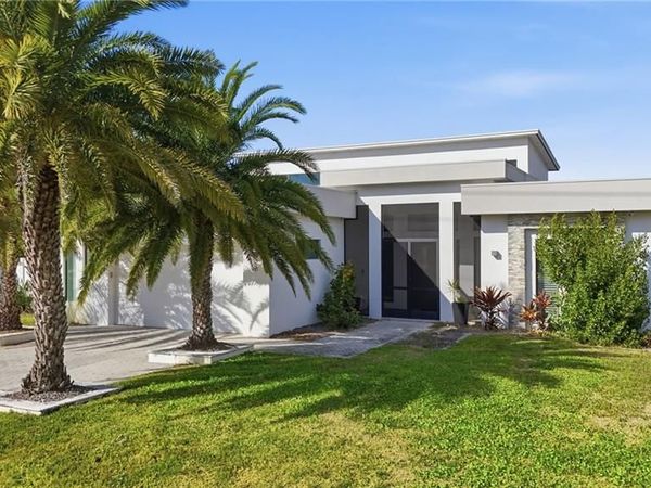 1815 Cape Coral PKWY W, CAPE CORAL, FL 33914