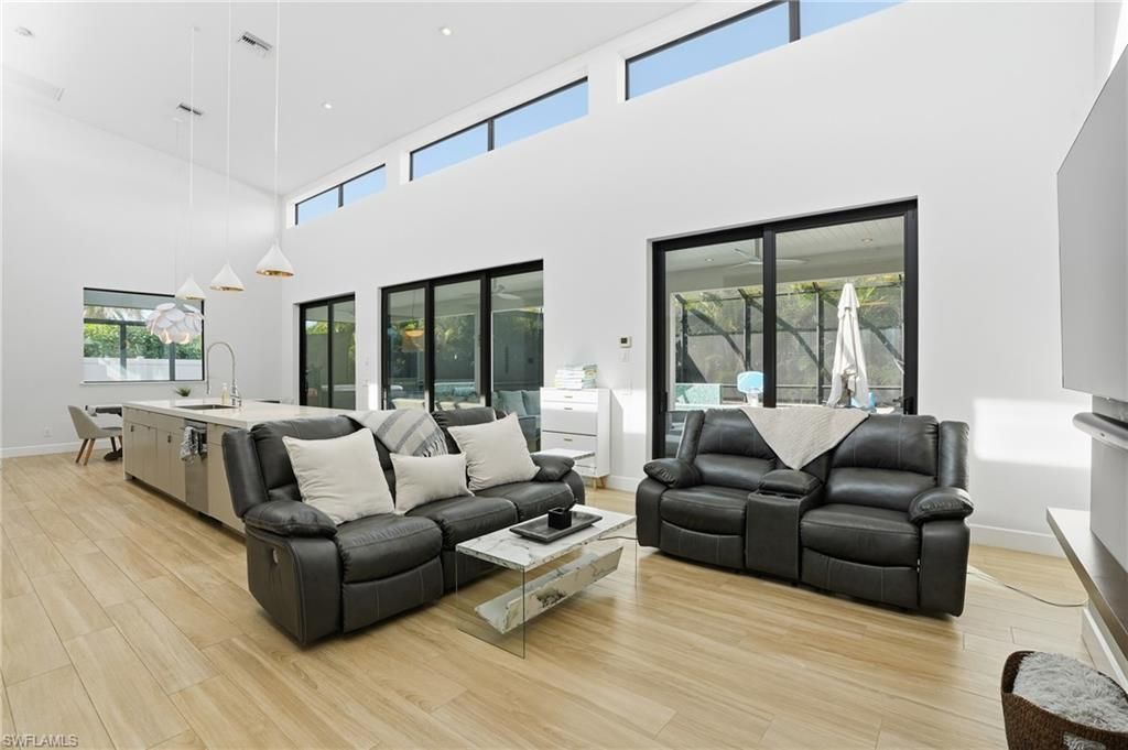 1815 Cape Coral Pkwy W, Cape Coral, FL 33914 Photo