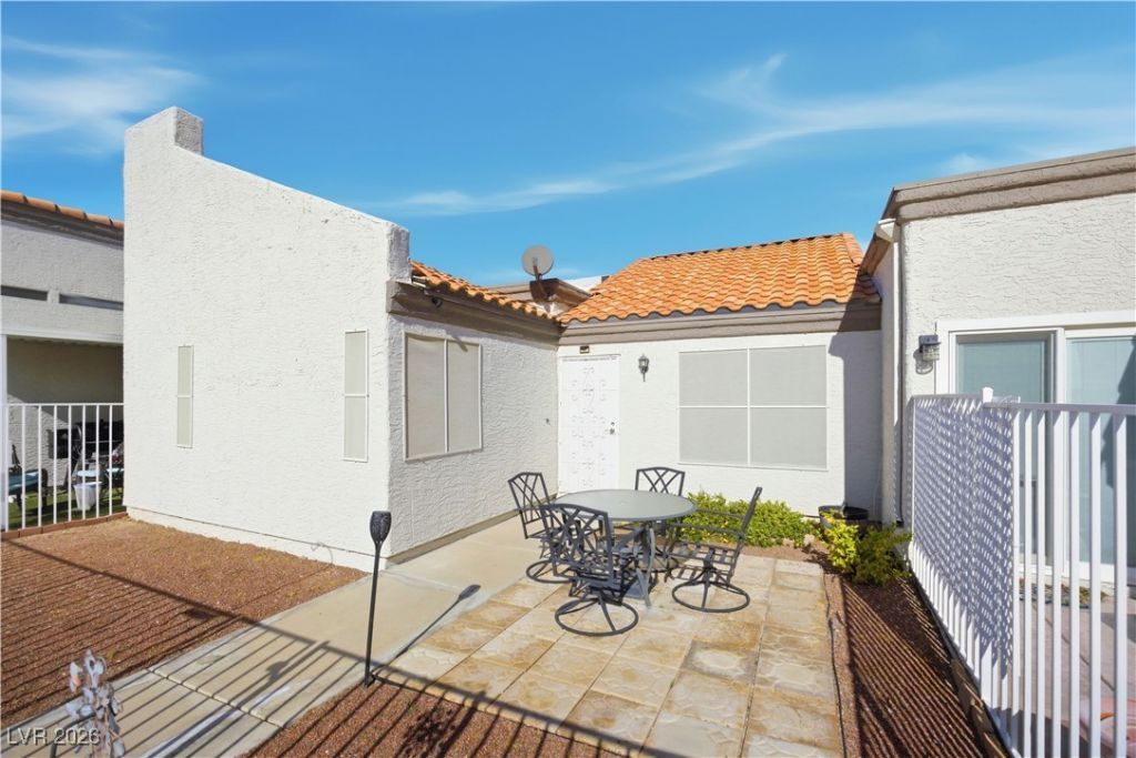 2229 High Dunes Lane, Laughlin, NV 89029 Main Photo