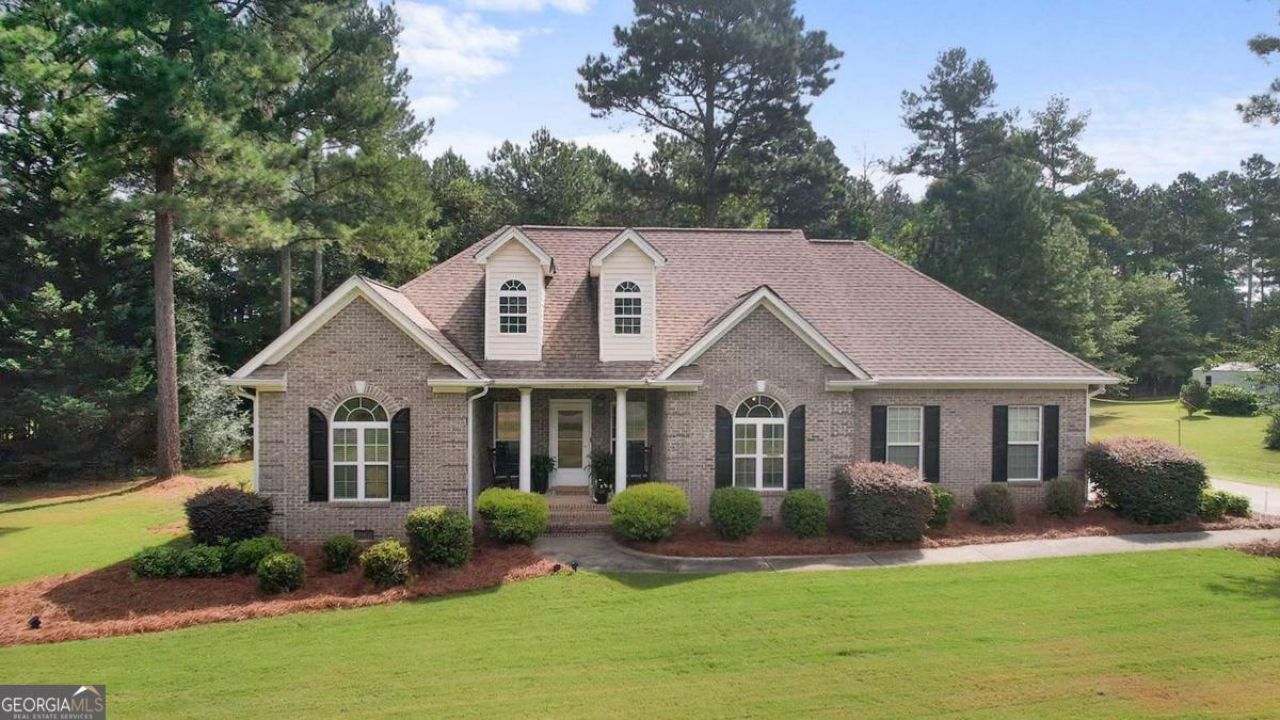 221 Creekside Drive, Arnoldsville, GA 30619 Main Photo