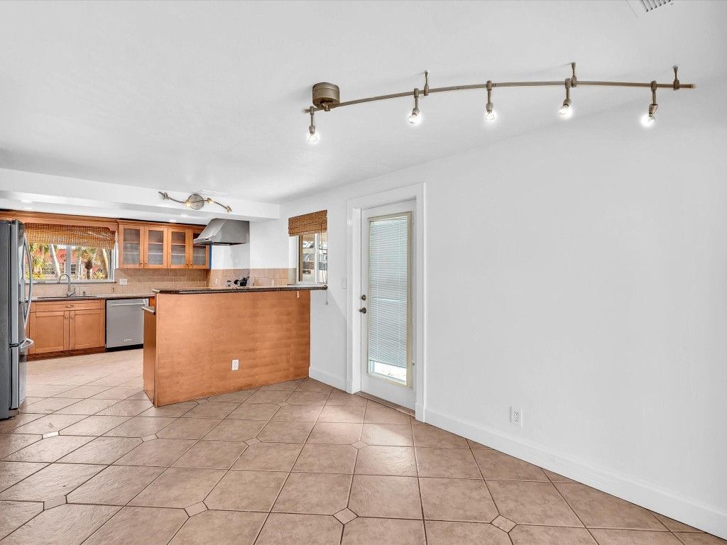 2507 Okeechobee Ln, Fort Lauderdale, FL 33312 Photo