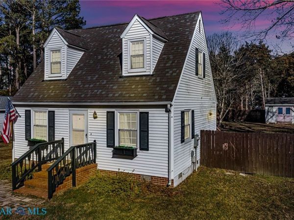 151 Badger Rd , Deltaville, VA 23043