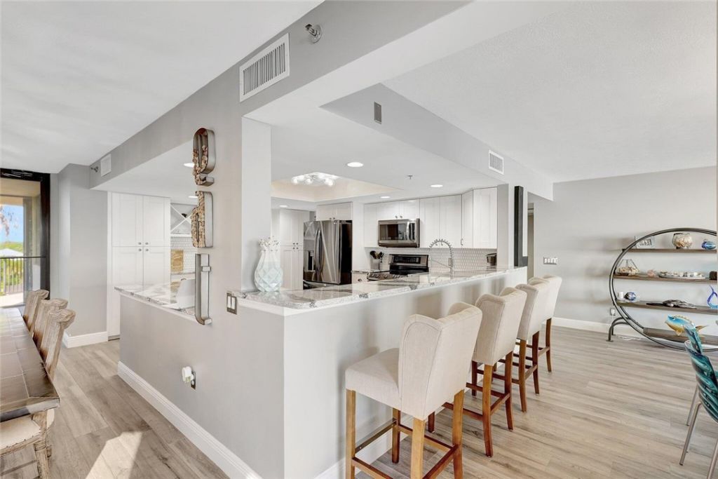 4000 N Highway A1a, Unit 402, Hutchinson Island, FL 34949 Photo