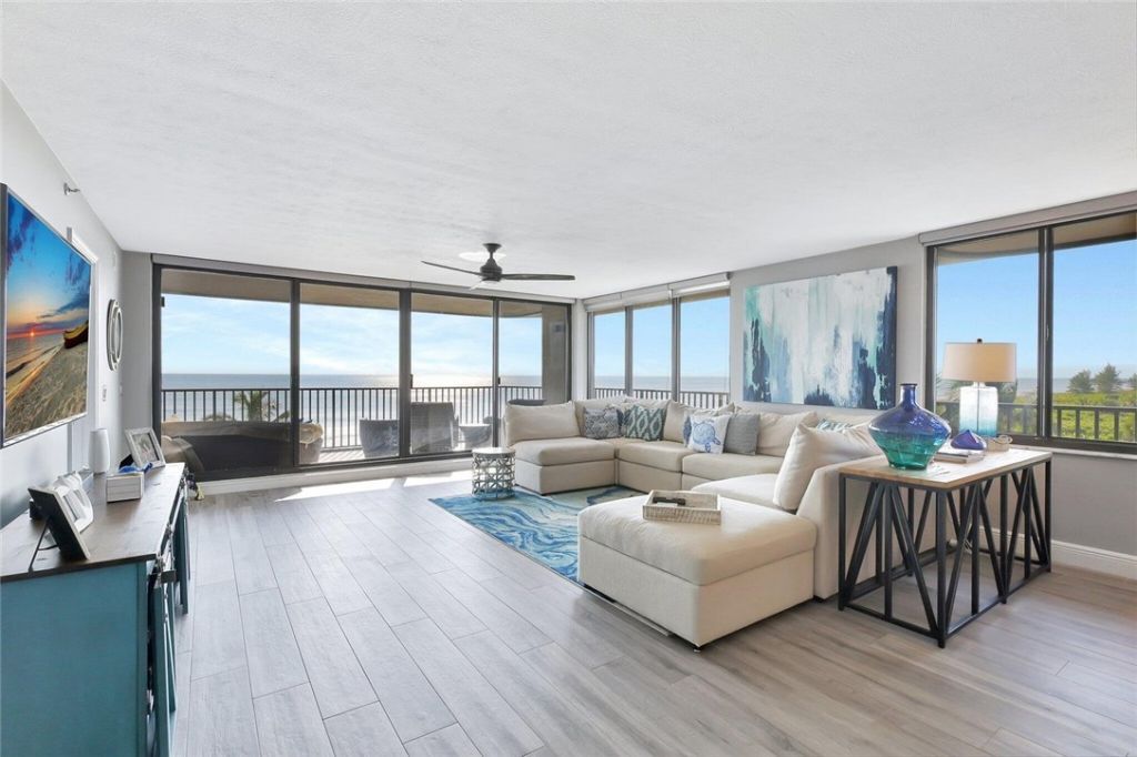 4000 N Highway A1a, Unit 402, Hutchinson Island, FL 34949 Photo