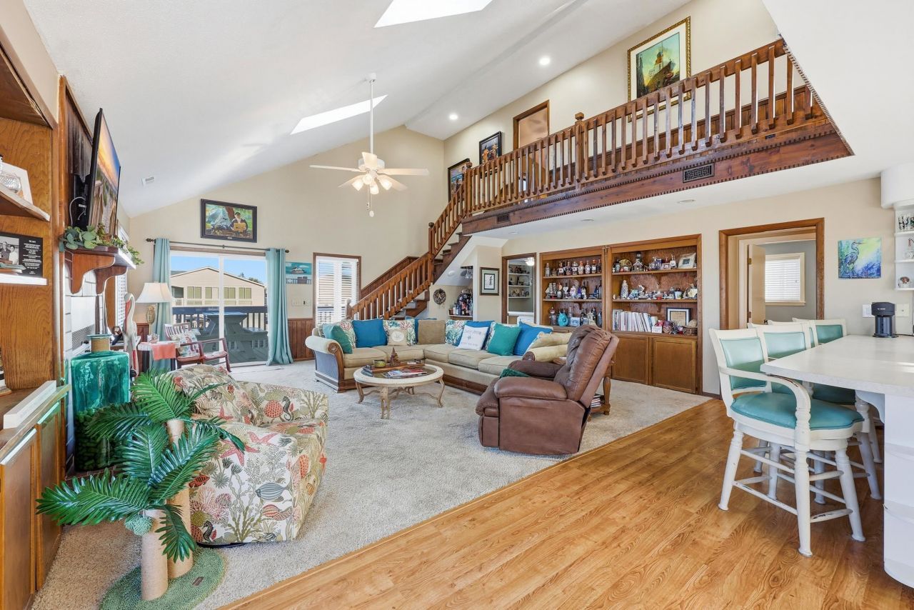 336 56th Ave. N Photo 5