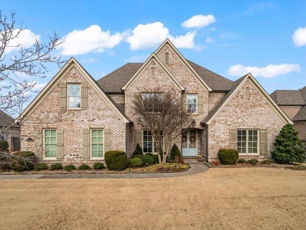 712 BRISTON LN, Collierville, TN 38017