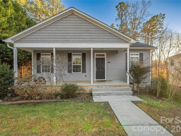 107 Barndale Drive, Troutman, NC 28166