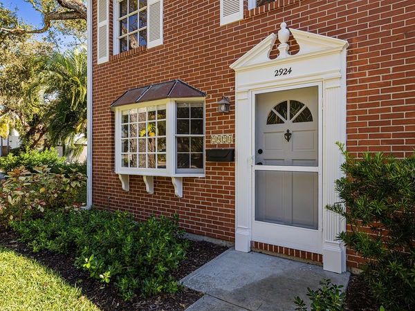 2924 Eagle Drive, Vero Beach, FL 32963