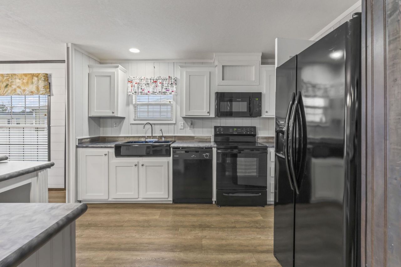 136 Shetland Woods Dr. Photo 11