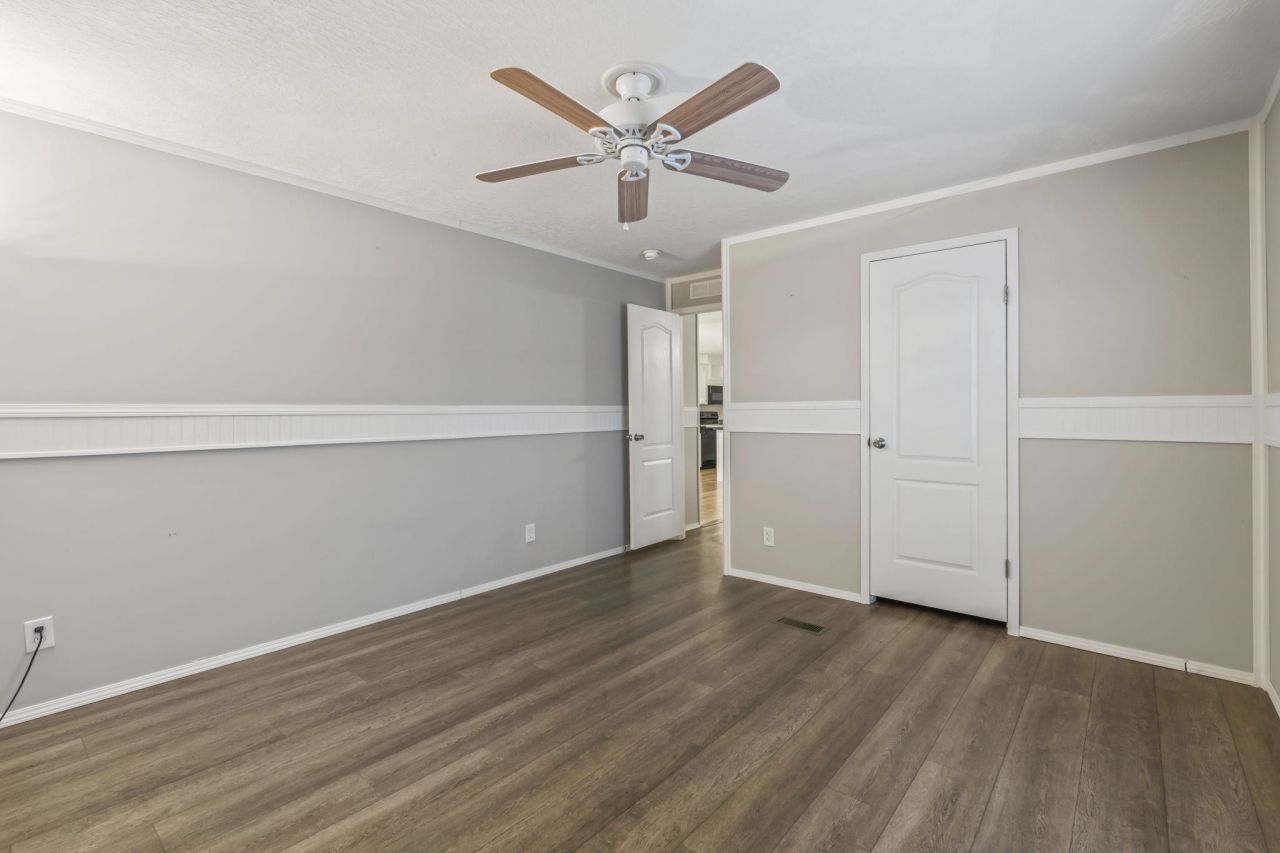 136 Shetland Woods Dr. Photo 15