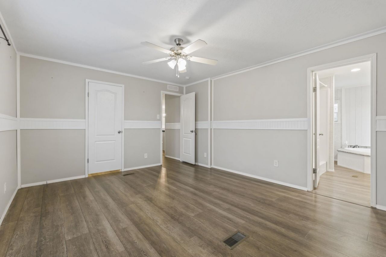 136 Shetland Woods Dr. Photo 18