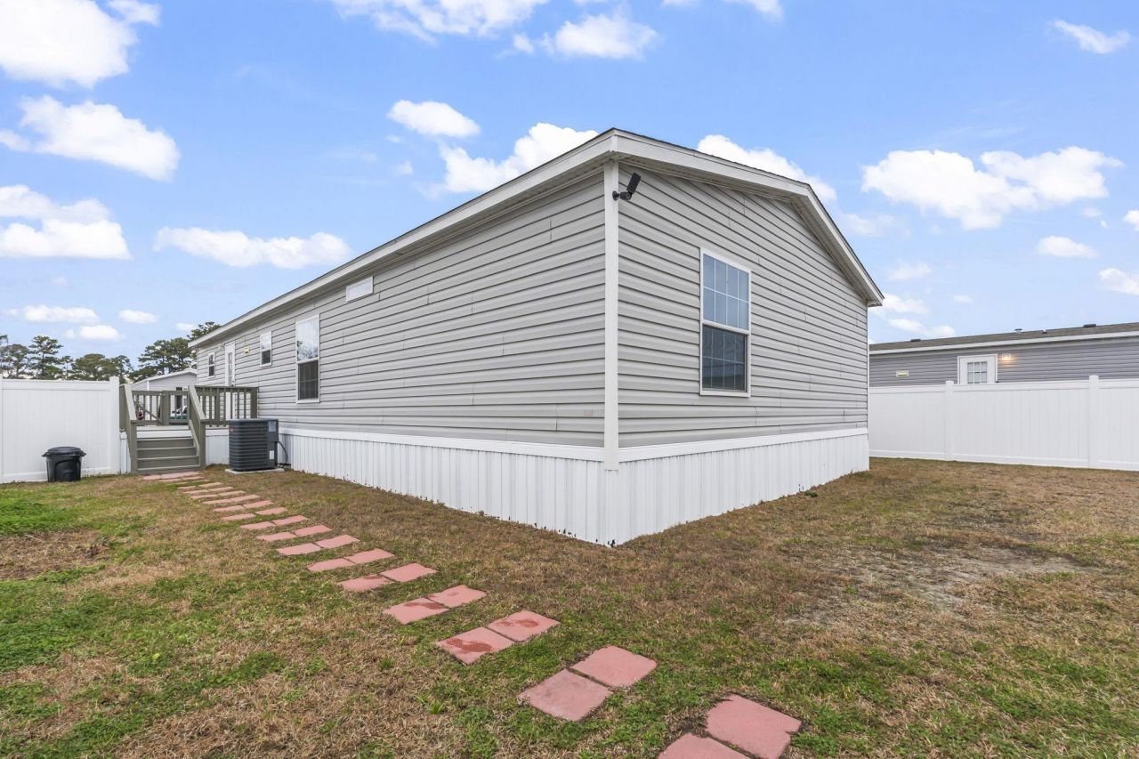 136 Shetland Woods Dr. Photo 27