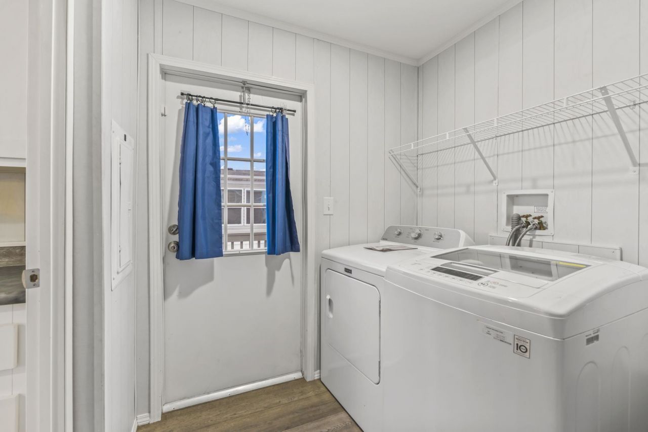 136 Shetland Woods Dr. Photo 9