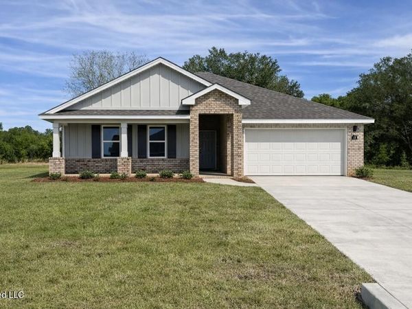 106 Dewberry Drive, Lucedale, MS 39452