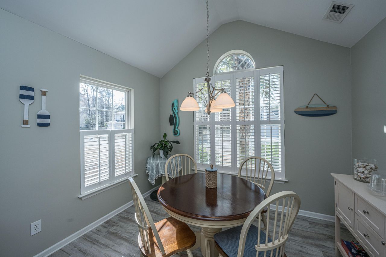 1932 High Meadow Street Photo 8