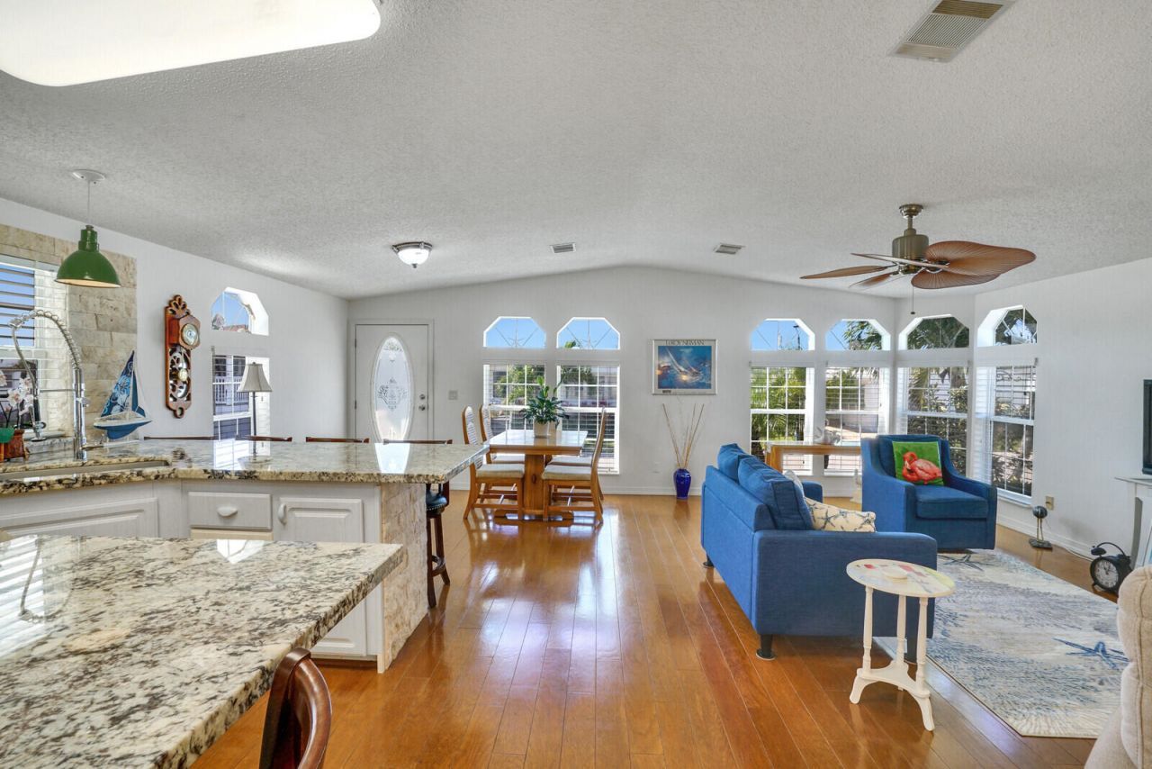 400 N Hwy A1a, Unit 106, Jupiter, FL 33477 Photo