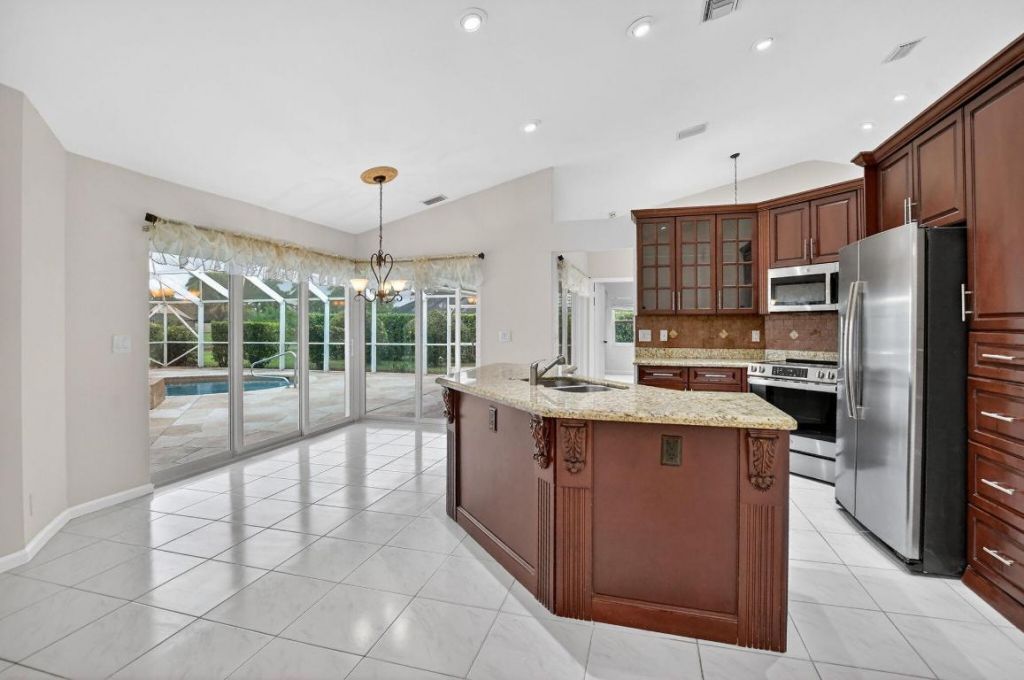 10194 Canoe Brook Circle, Boca Raton, FL 33498 Photo