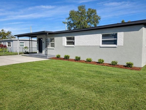 821 S SOLANDRA DRIVE, ORLANDO, FL 32807