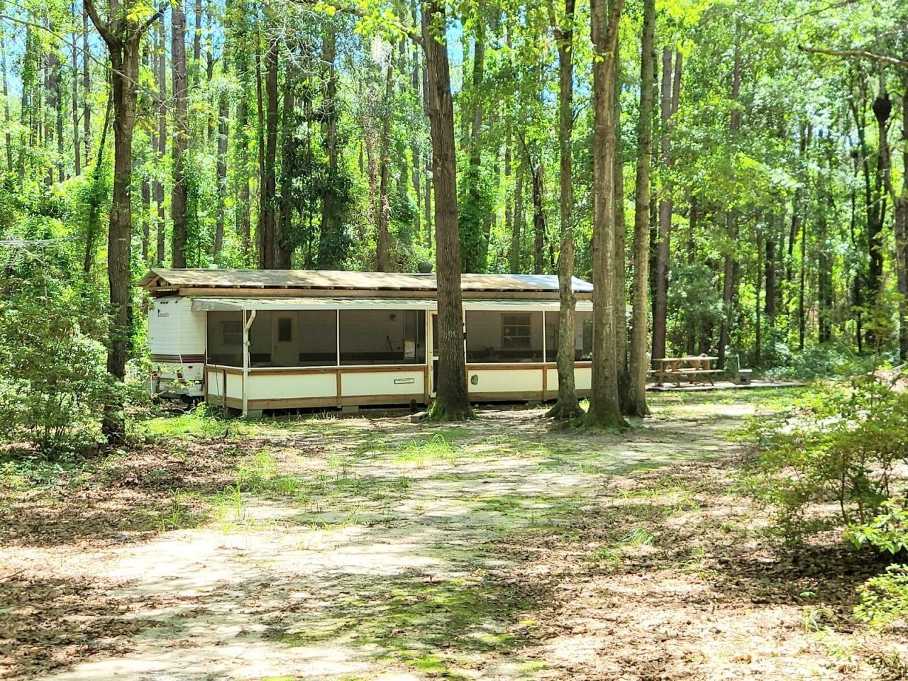 135 Knott Drive Photo 1