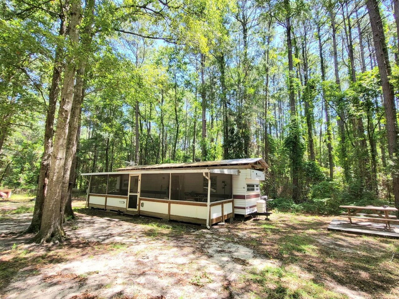 135 Knott Drive Photo 3