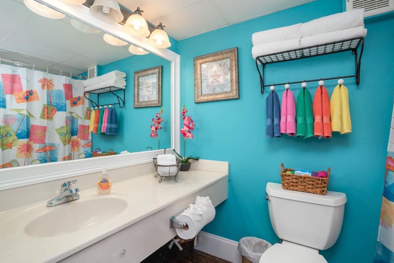 201 74th Ave. N Photo 18