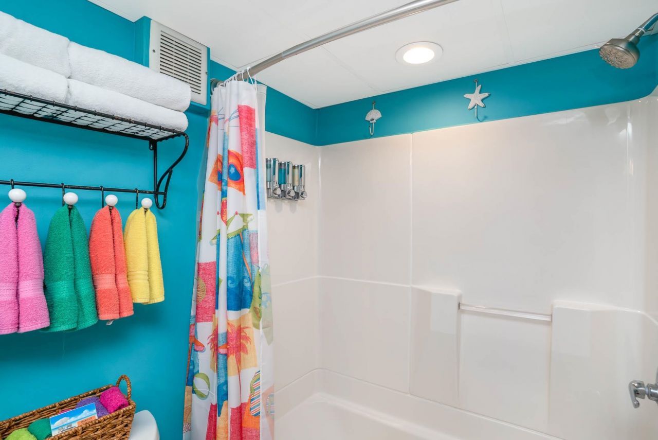 201 74th Ave. N Photo 19