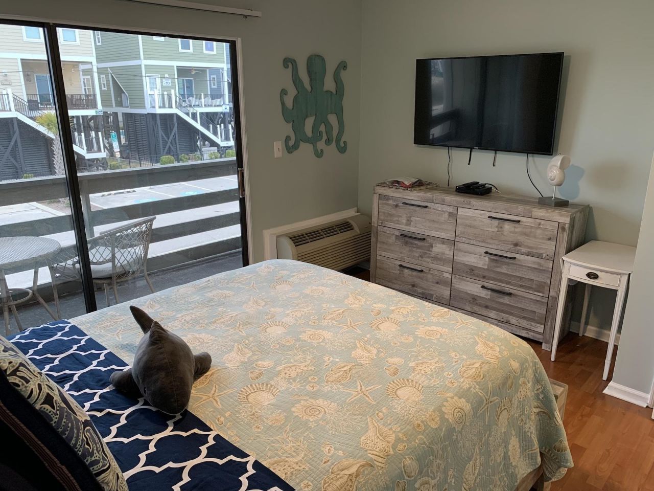 120 N Dogwood Dr. Photo 20