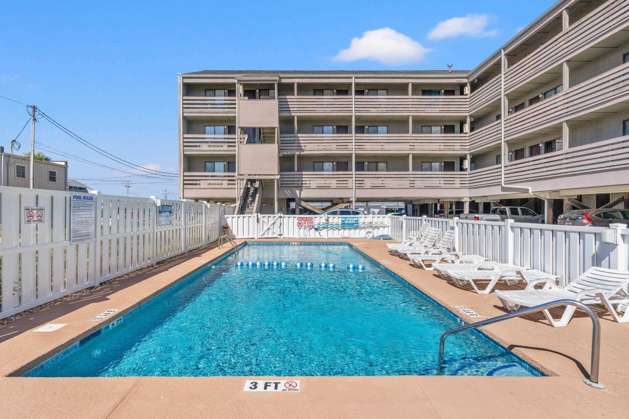 120 N Dogwood Dr. Photo 29